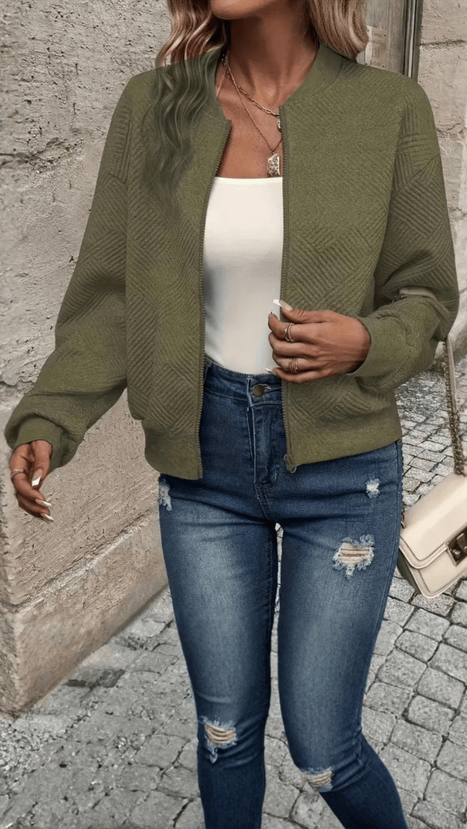 LUMIÈRA - Textured Zip Cardigan