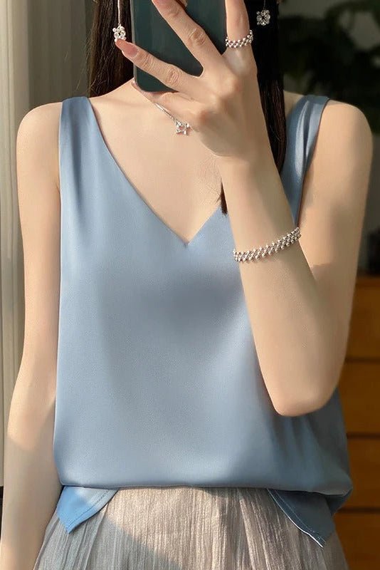 AURÉSIA – Sophisticated Silk Satin Blouse for Women with Feminine Shape