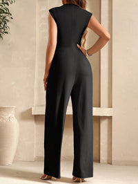 Noa – Polished Solid Jumpsuit with Seamless Silhouette Flow