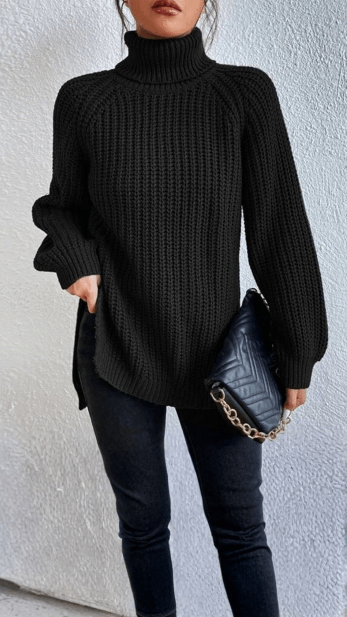 LUMIÈRE - Chunky Knit Turtleneck Sweater
