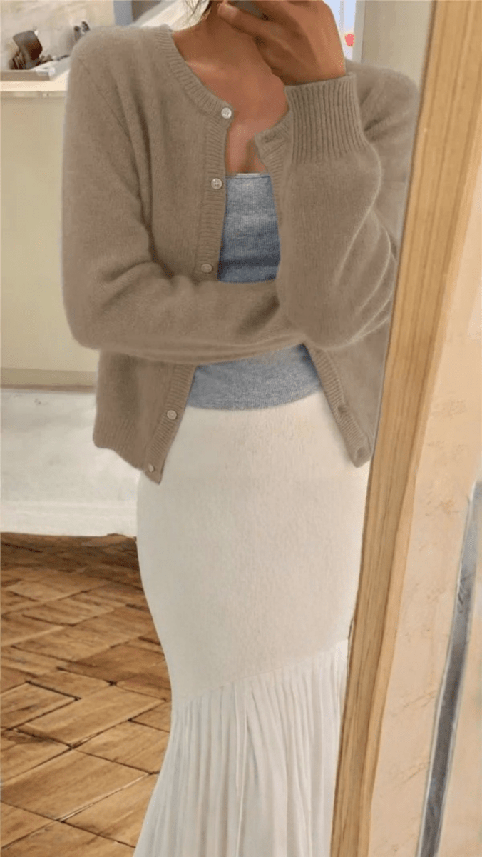 ELARA - Classic Ribbed Button Cardigan