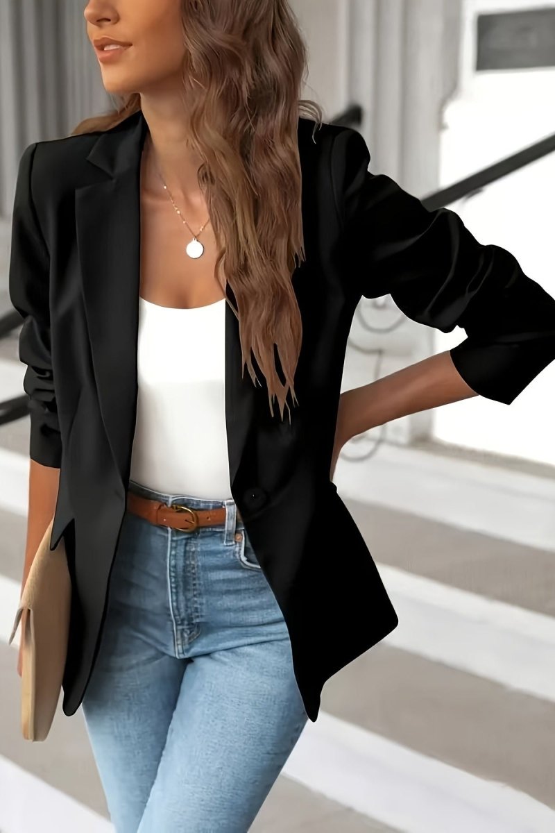 Beryn – Sharp Tailored Blazer with Classic Pocket Detailing