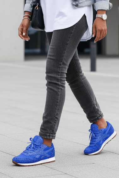 GLITZFLOW – Trendy Glitter Sneakers with Soft Cushioned Comfort