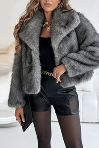 Chic Faux Fur Winter Coat for Women - Elegant Cropped Jacket for Cold Weather 3