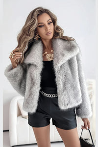 Chic Faux Fur Winter Coat for Women - Elegant Cropped Jacket for Cold Weather 4