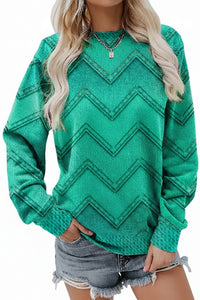 WINTERINK – Chic Printed Sweatshirt for Cozy Winter Outfits