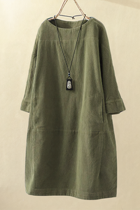 Chic Women's Midi Corduroy Dress with Pockets & Three-Quarter Sleeves 0