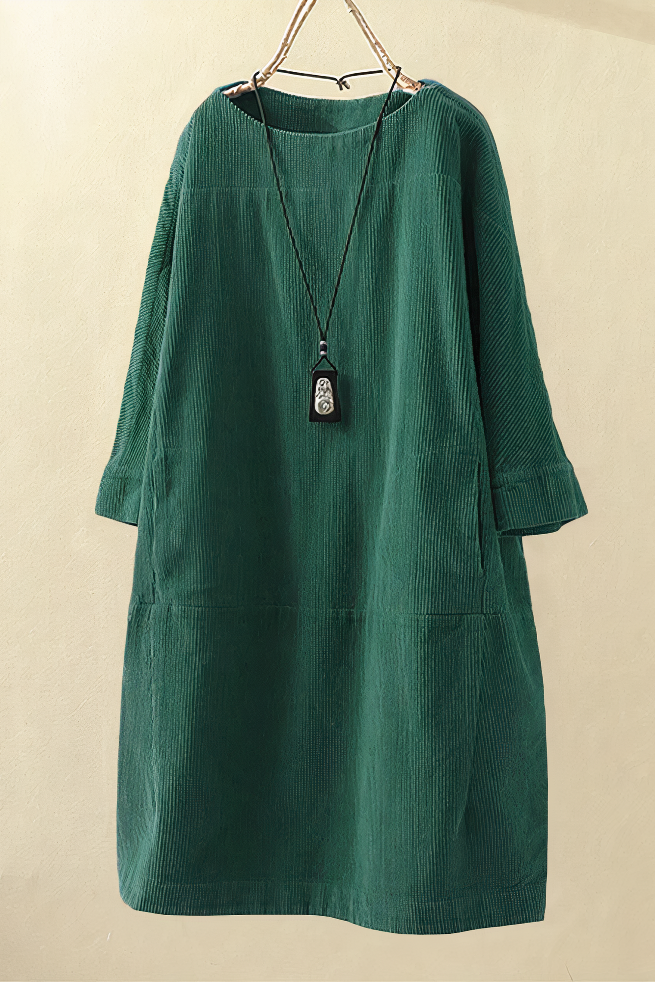 Chic Women's Midi Corduroy Dress with Pockets & Three-Quarter Sleeves 3