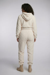 Cozy Fleece Lounge Set for Women - Stylish Hoodie and Comfortable Trousers 5