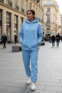 COMFYCOR – Relaxed Fit Hoodie & Sweatpants Set with Stylish Comfort
