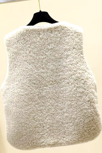 Cozy Women's Fleece Vest - Soft and Stylish for All Seasons 3