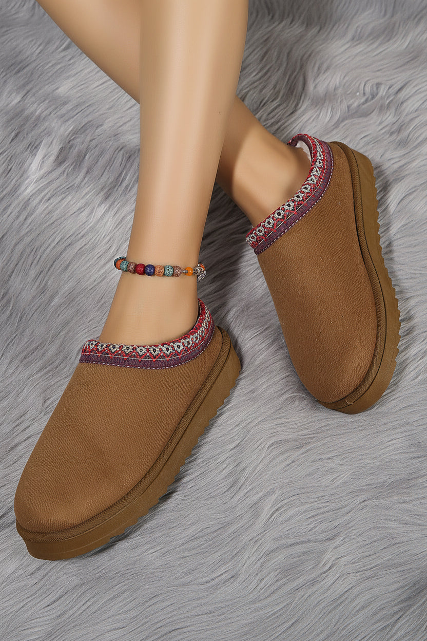 Cozy Women's Slip-On Slippers with Warm Lining & Non-Slip Sole 0