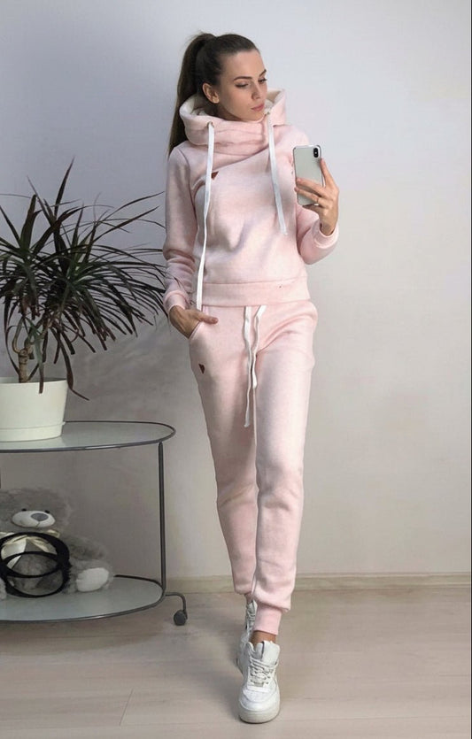 DROOM - Sporty Tracksuit for Active Lifestyle, Soft Fabric & Relaxed Fit 1