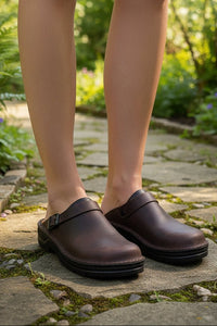 ORTHOCLOG – Supportive Leather Slip-On Clogs for All-Day Comfort