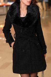 Elegant Fur Coat for Women - Luxurious Comfort & Timeless Style 10