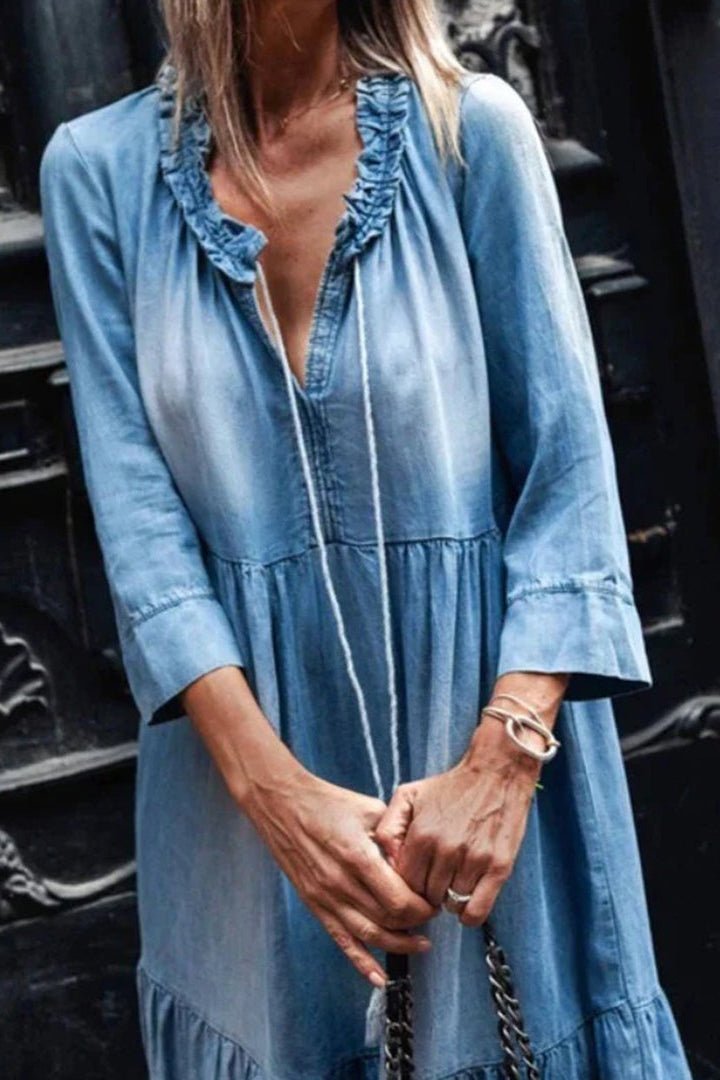 Elegant Maxi Dress - Comfortable Long Sleeveless Sundress for Any Occasion 2