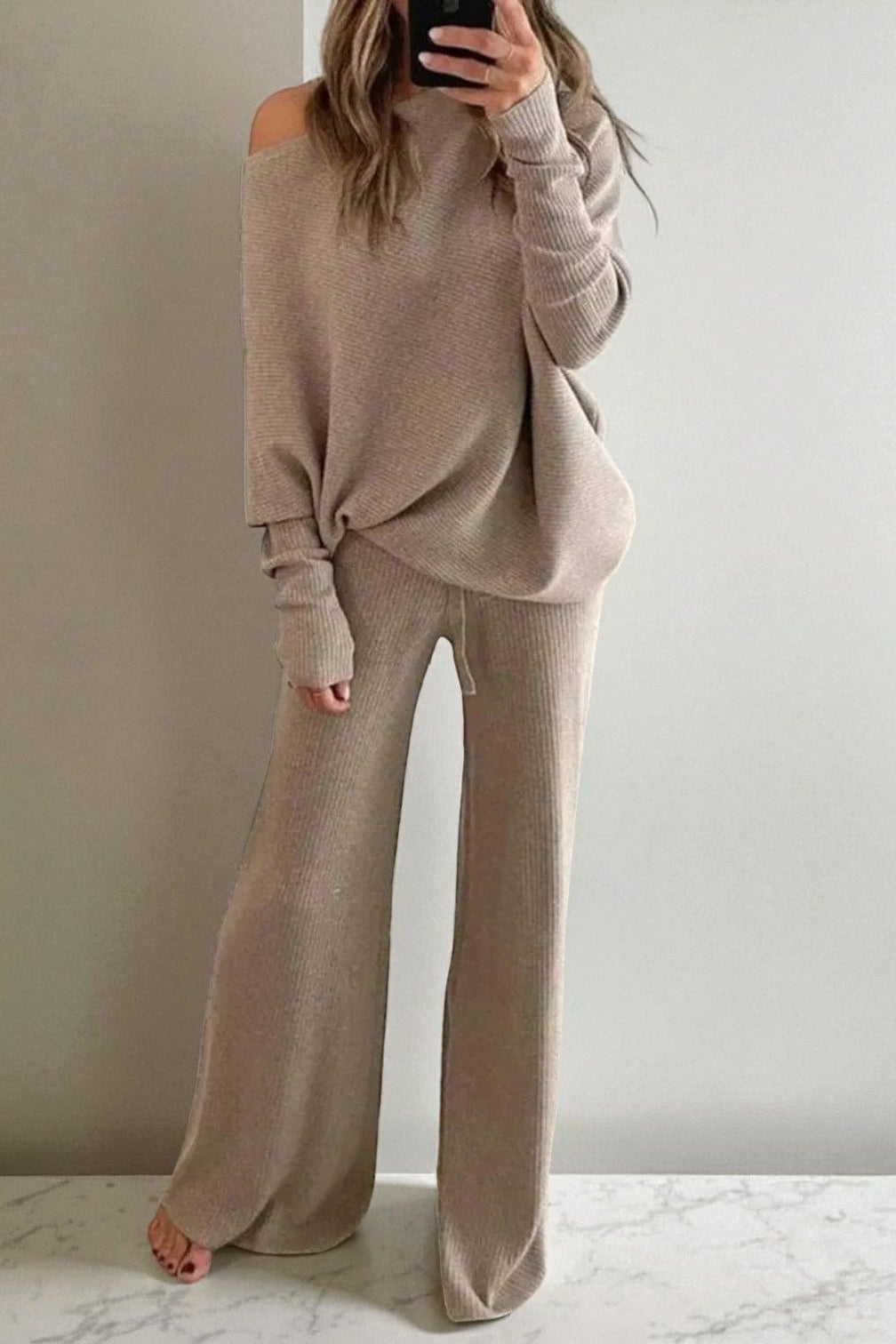 Harper Relaxed Fit Loungewear Set - Soft Two-Piece Lounge Set for Comfort 2