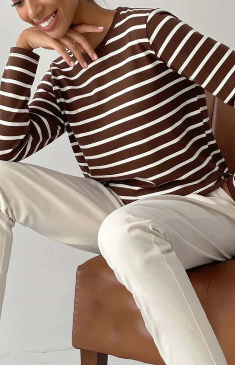 Heidi-Mode Striped T-Shirt - Ultra-Soft Fabric & Timeless Design for Every Occasion 1