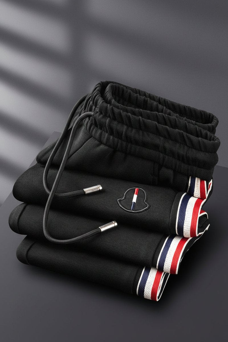 Heidi Mode - Contemporary Quarter Zip Tracksuit in Ultra-Soft Lycra for Active Elegance 6