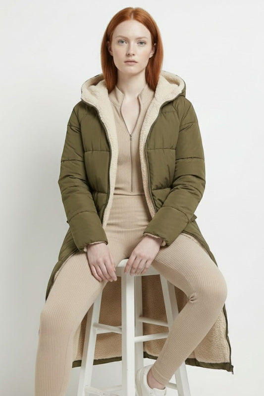 Reversible Black Puffer Jacket for Women - Warm Winter Coat with Soft Inner Structure 5