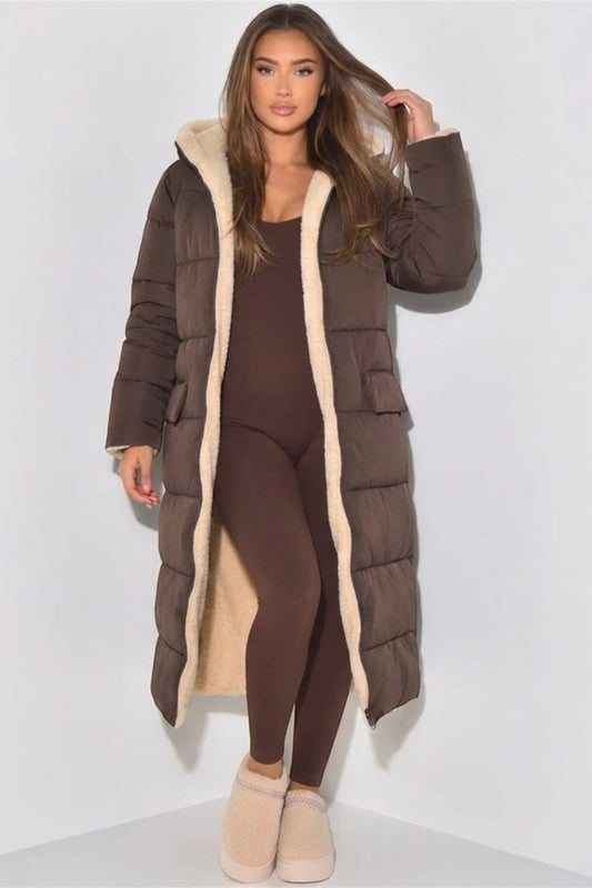 Reversible Black Puffer Jacket for Women - Warm Winter Coat with Soft Inner Structure 9