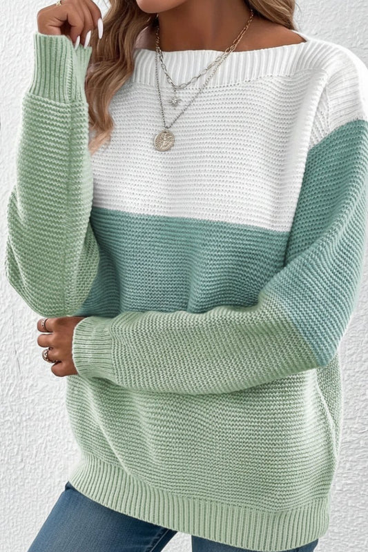 KNITÉA – Stylish women's winter color-block turtleneck knit sweater