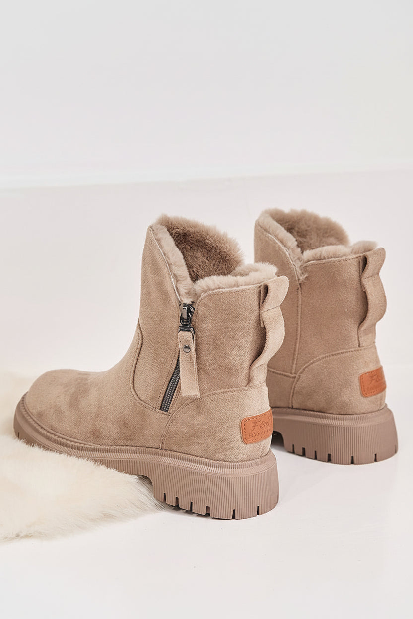 Wolf Boots - Women's Waterproof Winter Boots with Warm Fur Lining 2