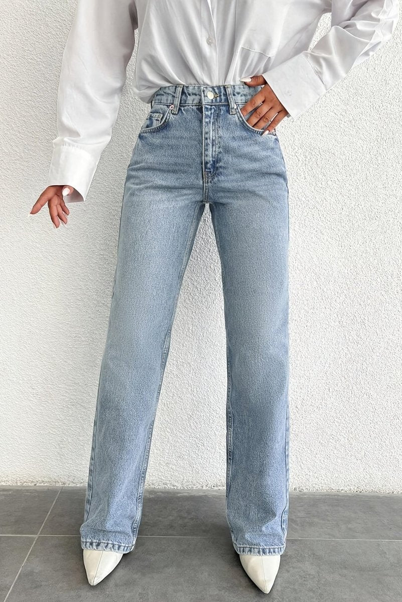 KALLIE – Vintage Stretch Slim Straight Jeans